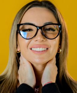uVision Lauren Black, Femei
